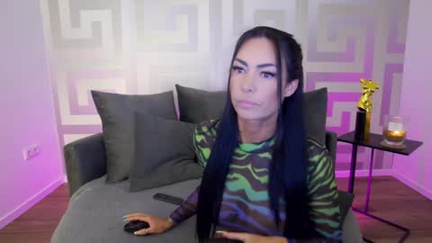 Snapshot of mina_babe1 chatting on 02-03-25, 09:19 Mina online show from 02-03-25, 09:19