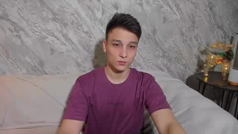 minato_kono online show from 01-18-25, 01:29