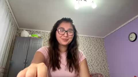 minavibe online show from 07-15-26, 03:45