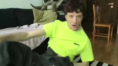 Snapshot of mindly chatting on 03-10-25, 12:59 Mindly online show from 03-10-25, 12:59