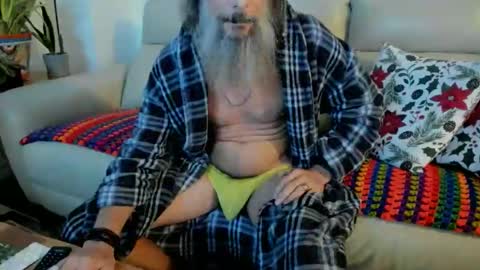 mindphuk online show from 12-17-25, 09:54