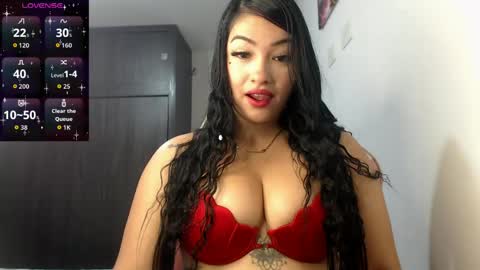 Snapshot of mindy_james chatting on 04-26-26, 01:09 Mindy online show from 04-26-26, 01:09