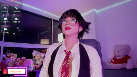 Snapshot of ming_yue_ chatting on 10-27-25, 05:44 My name is Fer Nice to meet you give it a thumbs up please its important online show from 10-27-25, 05:44