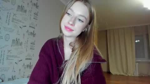 Snapshot of minidiva_ chatting on 12-14-25, 08:35 Amelia online show from 12-14-25, 08:35
