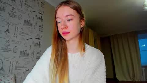 Snapshot of minidiva_ chatting on 12-21-25, 01:29 Amelia online show from 12-21-25, 01:29