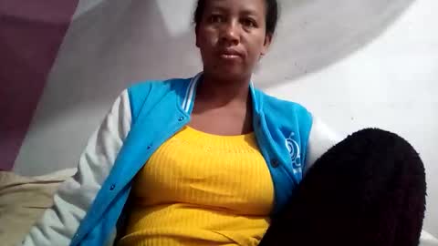 Snapshot of minie4tina chatting on 04-16-26, 06:47 Minie4Tina online show from 04-16-26, 06:47