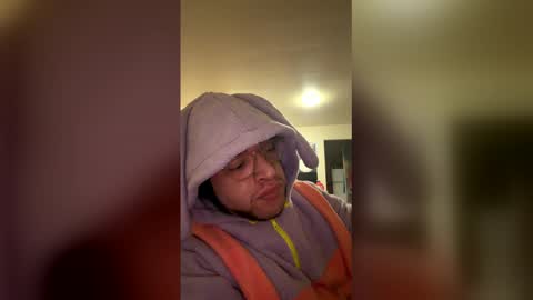 Snapshot of minimoose1003 chatting on 02-03-26, 02:53 minimoose1003 online show from 02-03-26, 02:53