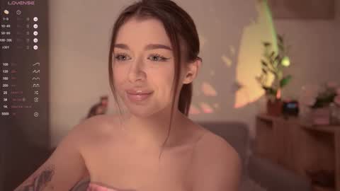 Snapshot of minirini chatting on 12-05-25, 05:20 Rina online show from 12-05-25, 05:20