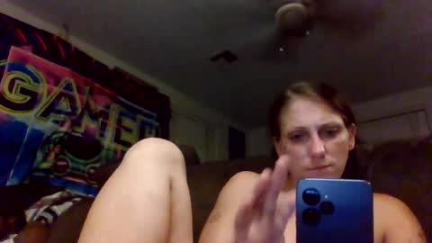 Minnie online show from 06-24-26, 07:18