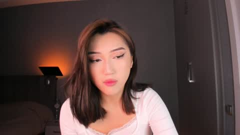 Snapshot of minnie_jin chatting on 12-25-24, 02:13 minnie_jin online show from 12-25-24, 02:13