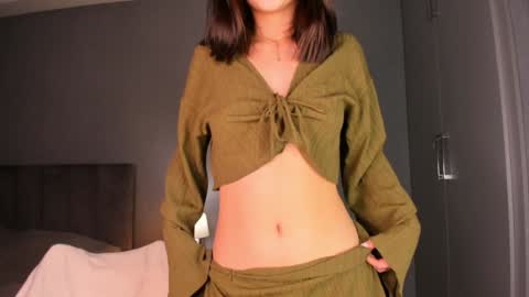 Snapshot of minnie_jin chatting on 01-15-25, 02:35 minnie_jin online show from 01-15-25, 02:35