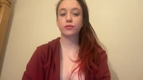 Snapshot of minnyminx chatting on 02-17-26, 12:01 Minx online show from 02-17-26, 12:01