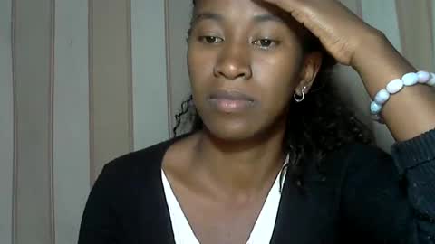 minouch211907 online show from 02-18-25, 06:26