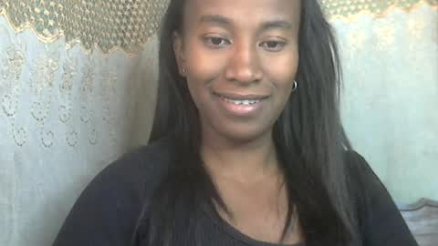 Snapshot of minouch211907 chatting on 06-26-26, 09:14 minouch211907 online show from 06-26-26, 09:14