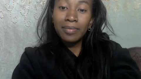 Snapshot of minouch211907 chatting on 07-10-26, 12:04 minouch211907 online show from 07-10-26, 12:04
