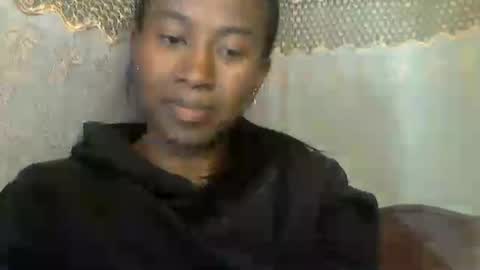 Snapshot of minouch211907 chatting on 07-10-26, 12:08 minouch211907 online show from 07-10-26, 12:08