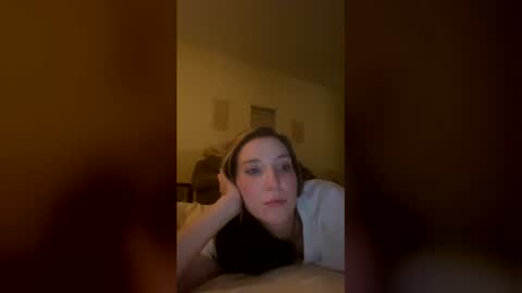 Snapshot of minxxxi chatting on 12-03-25, 07:27 Minxxxi online show from 12-03-25, 07:27