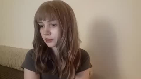 Mira doll online show from 12-18-25, 02:56