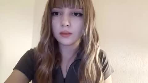 Mira doll online show from 03-16-26, 02:06