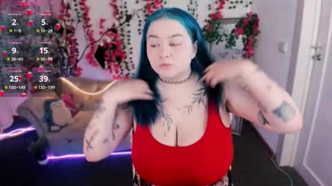 Snapshot of mira_fyre chatting on 11-07-25, 08:20 MIra online show from 11-07-25, 08:20