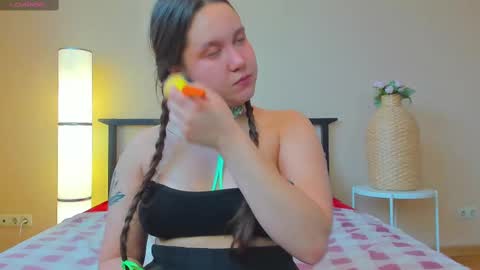 Mira online show from 02-04-25, 04:05