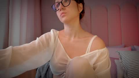 Mira online show from 06-22-26, 09:39