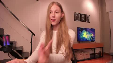 Mira online show from 04-06-26, 02:42