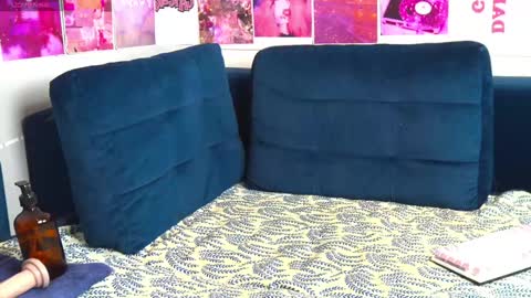 Mira online show from 01-06-25, 08:14