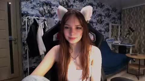 Snapshot of mira_princess chatting on 07-16-26, 06:03 MIRAcle online show from 07-16-26, 06:03