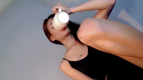 Snapshot of miraclegirl23 chatting on 02-26-25, 09:58 Zoey online show from 02-26-25, 09:58