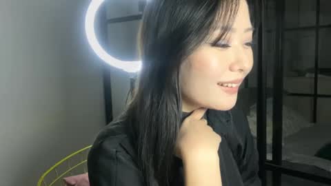 Snapshot of mirafloat chatting on 10-10-25, 03:11 mirafloat online show from 10-10-25, 03:11