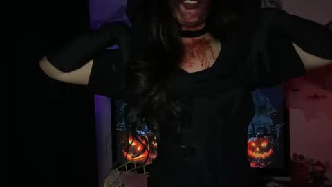 Snapshot of mirafloat chatting on 10-25-25, 01:51 mirafloat online show from 10-25-25, 01:51