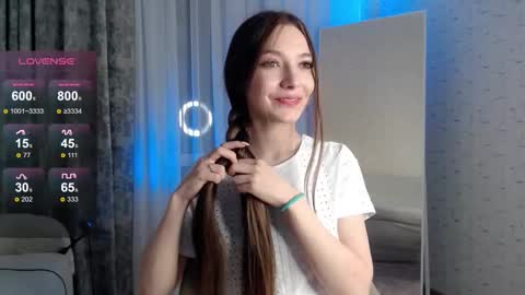 Snapshot of mirage1_ chatting on 12-15-25, 09:30 mirage1_ online show from 12-15-25, 09:30