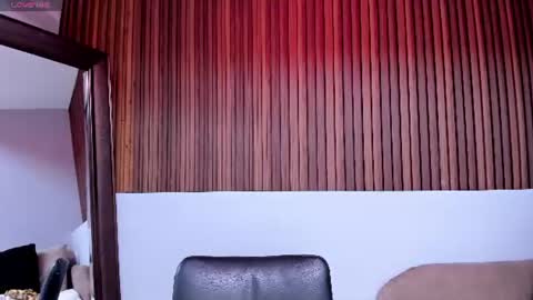    online show from 07-03-26, 12:00
