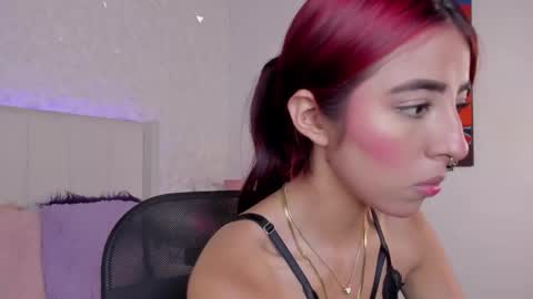 Miranda Rogers online show from 11-06-25, 07:15