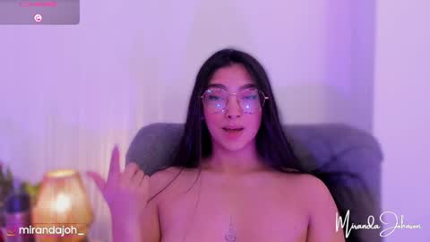 Snapshot of mirandajohnson_ chatting on 06-15-26, 04:09 Miranda online show from 06-15-26, 04:09
