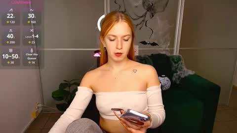 Snapshot of mirandamayers chatting on 10-30-25, 02:40 MirandaMayers online show from 10-30-25, 02:40