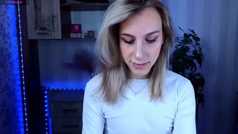 Snapshot of miraraid chatting on 02-28-25, 01:15 miraraid online show from 02-28-25, 01:15