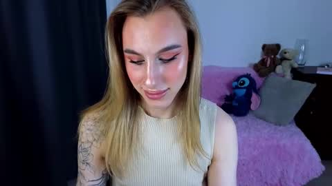 Snapshot of miraraid chatting on 09-20-25, 04:35 miraraid online show from 09-20-25, 04:35