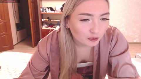 Mira online show from 02-09-26, 04:00