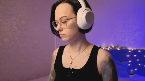 Snapshot of miraskyy chatting on 07-25-26, 08:28 MiraSkyy online show from 07-25-26, 08:28