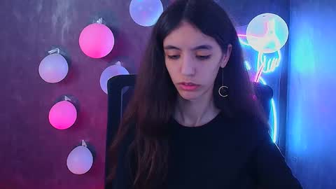 Snapshot of miri_miss chatting on 02-16-25, 04:10 Miri online show from 02-16-25, 04:10