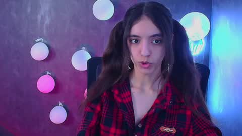 Snapshot of miri_miss chatting on 03-01-25, 01:51 Miri online show from 03-01-25, 01:51