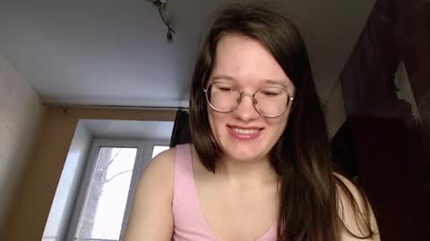 Snapshot of miriamor chatting on 02-09-25, 10:20 Mira online show from 02-09-25, 10:20