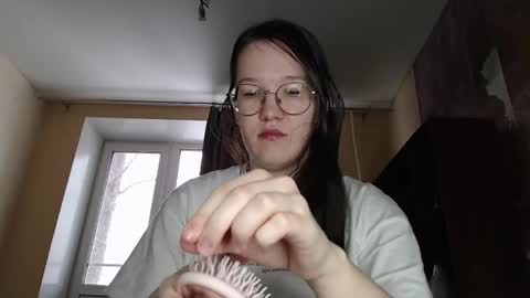 Snapshot of miriamor chatting on 02-12-25, 08:06 Mira online show from 02-12-25, 08:06