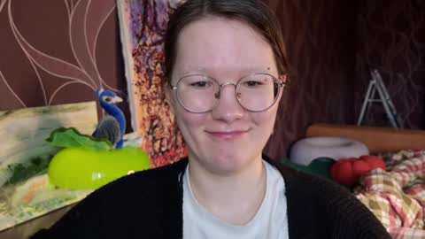 Mira online show from 04-25-26, 08:28