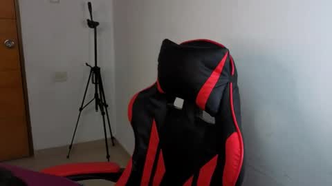 mirko_xx online show from 03-25-26, 01:55