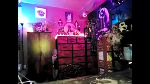 misandrakinx online show from 10-25-25, 09:53