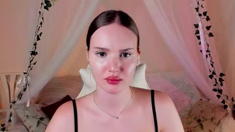 Snapshot of mish_ka3 chatting on 09-15-25, 04:07 Misha online show from 09-15-25, 04:07