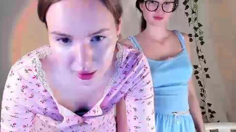 Snapshot of mish_ka3 chatting on 10-16-25, 10:38 Misha online show from 10-16-25, 10:38